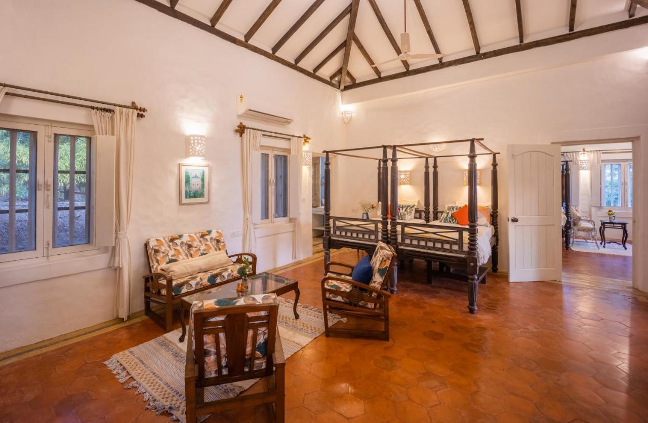 Wildflower Villas - All Villa Hotel, Family Run Candolim Exterior photo