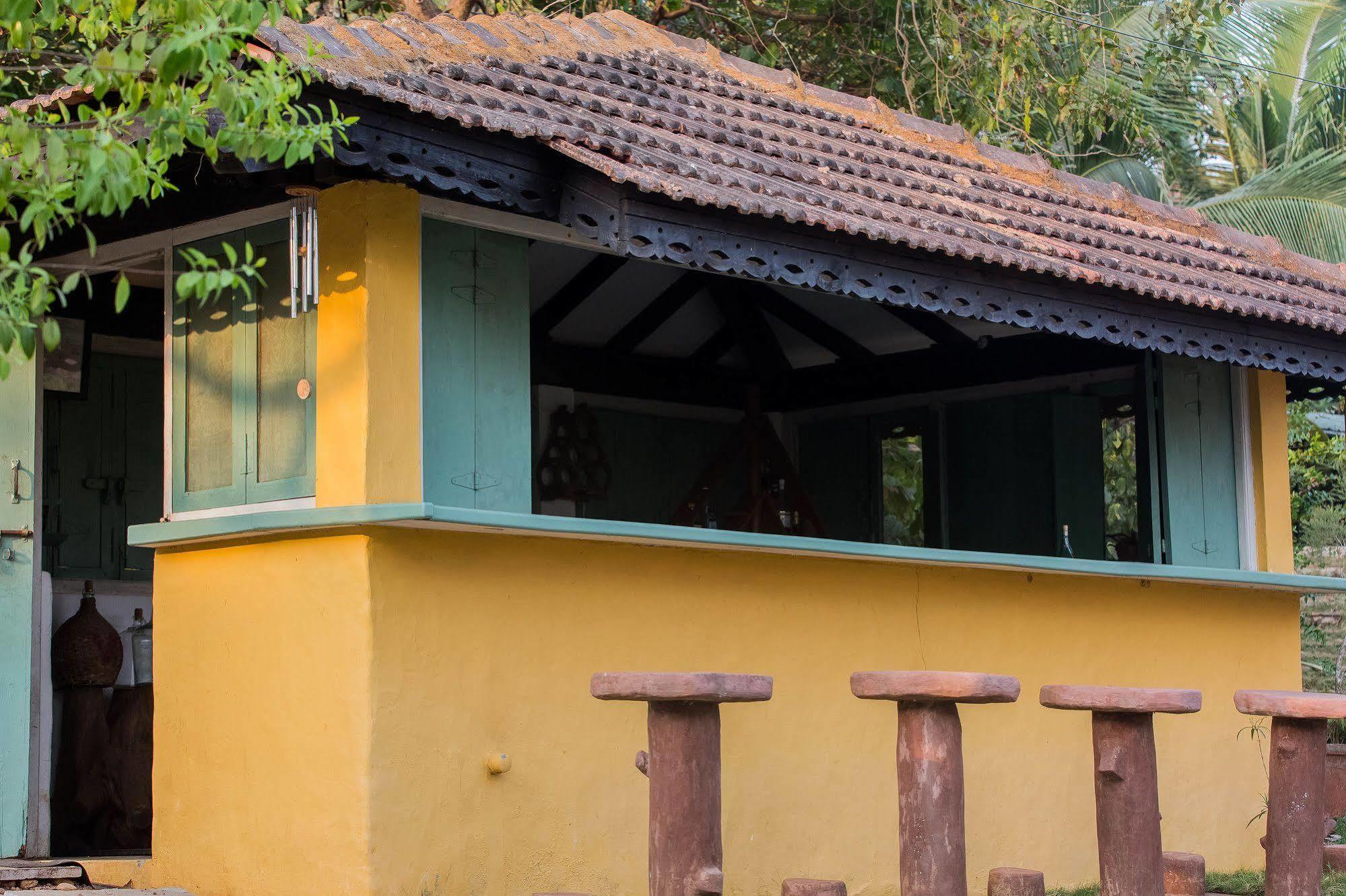 Wildflower Villas - All Villa Hotel, Family Run Candolim Exterior photo