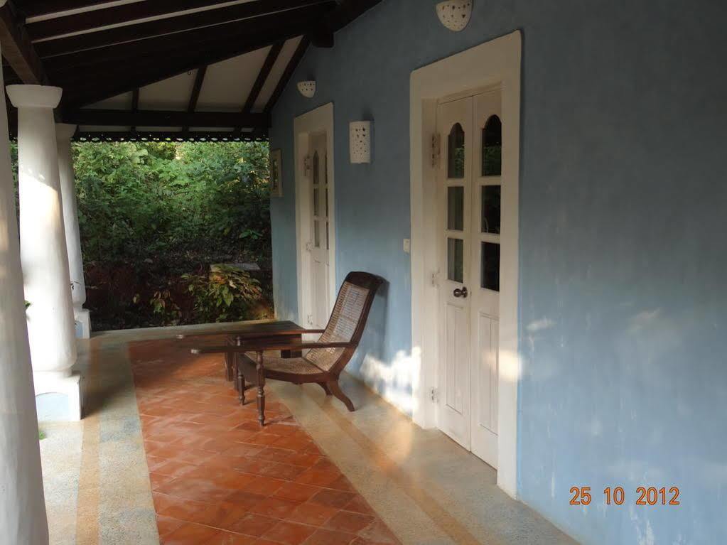Wildflower Villas - All Villa Hotel, Family Run Candolim Exterior photo
